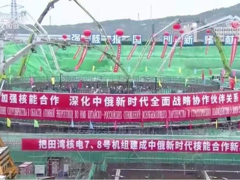 世界杯投注-世界杯足球投注平台 世界杯投注平台支持全程赛事竞猜,数据同步、赔率实时更新,是球迷畅玩世界杯足球投注的理想选择。