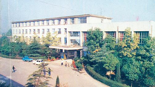 世界杯投注-世界杯足球投注平台  世界杯投注平台支持全程赛事竞猜，数据同步、赔率实时更新，是球迷畅玩世界杯足球投注的理想选择。