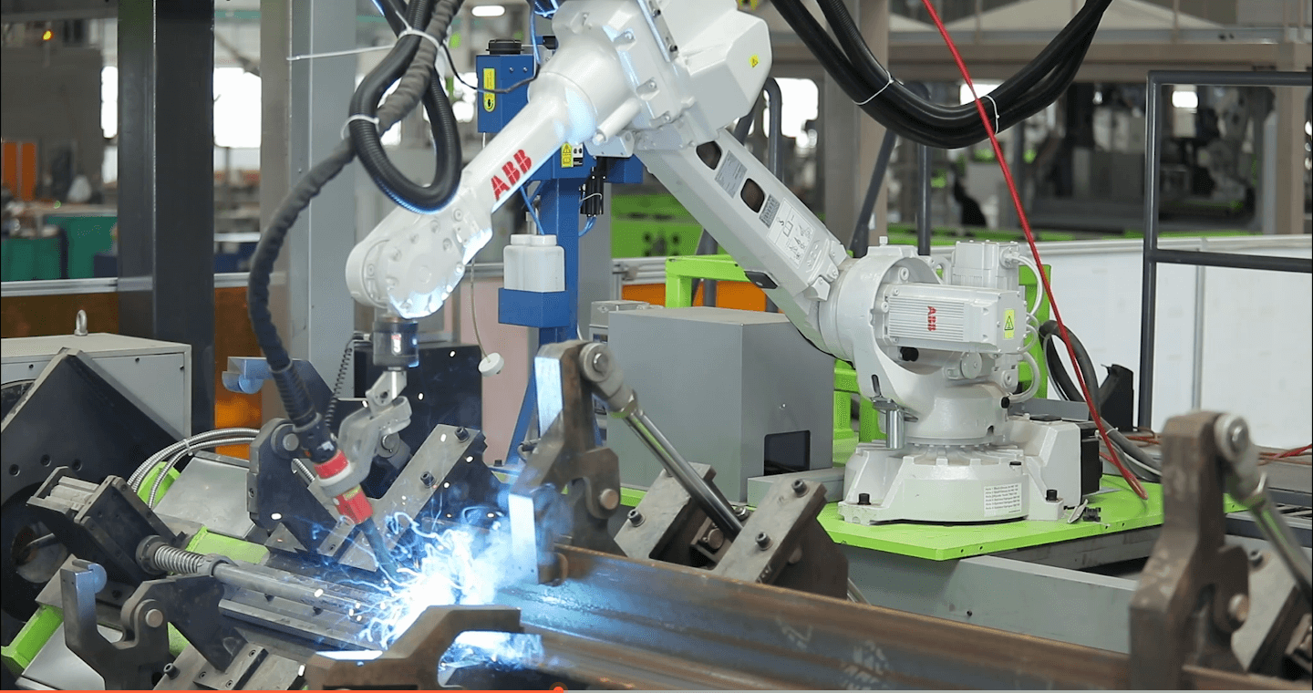 世界杯投注-世界杯足球投注平台 世界杯投注平台支持全程赛事竞猜,数据同步、赔率实时更新,是球迷畅玩世界杯足球投注的理想选择。